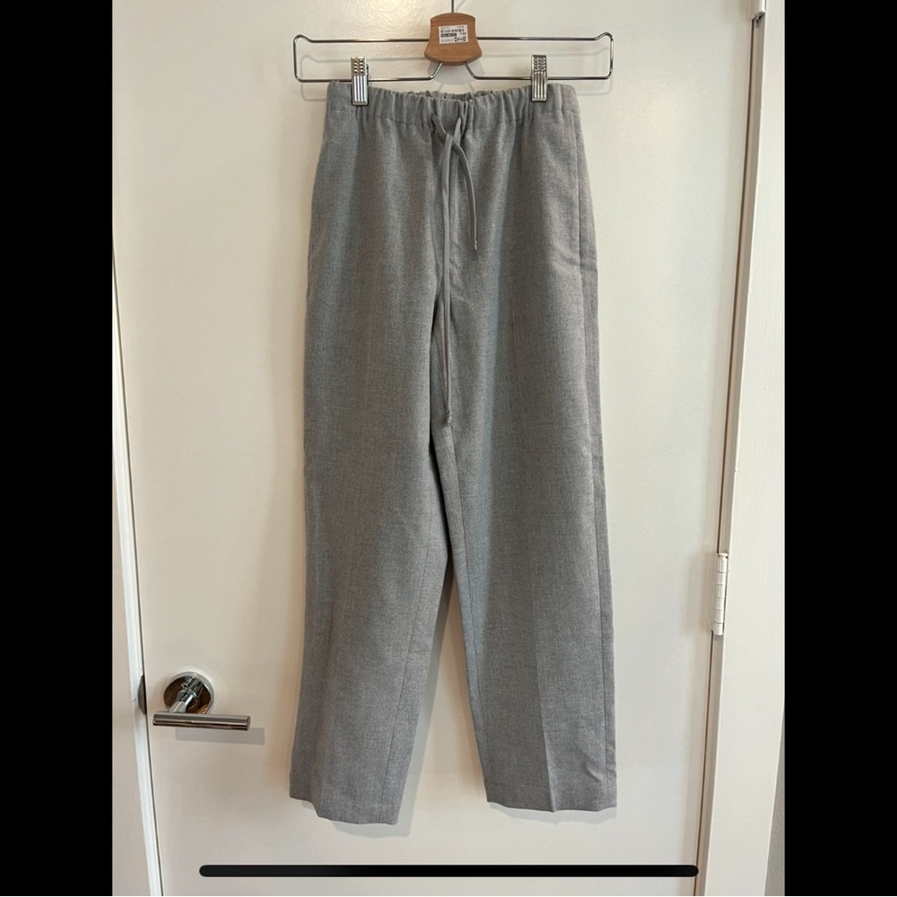 Aritzia Babaton Gray Pants XXS